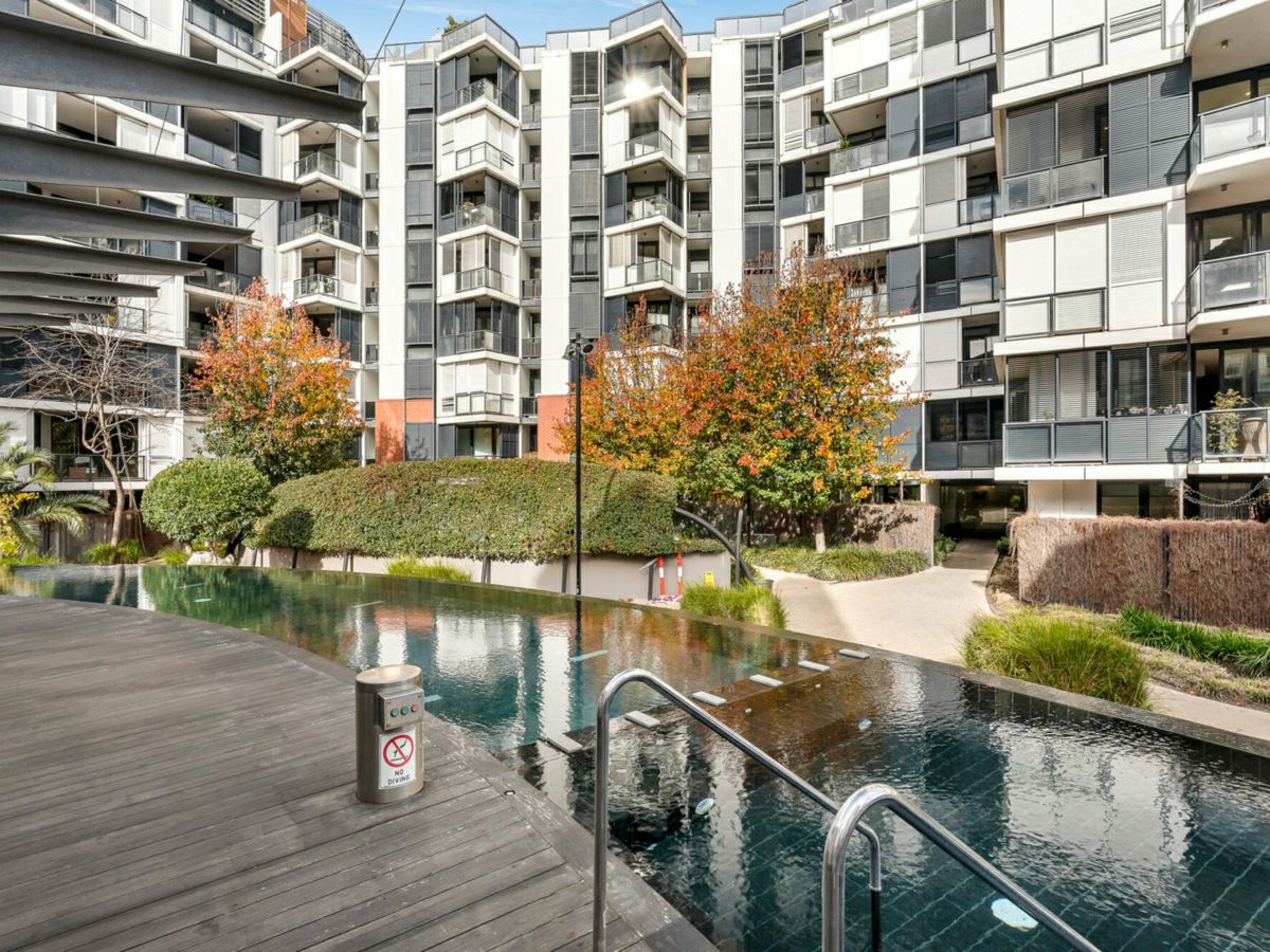 730/539 St Kilda Road, Melbourne - image 1