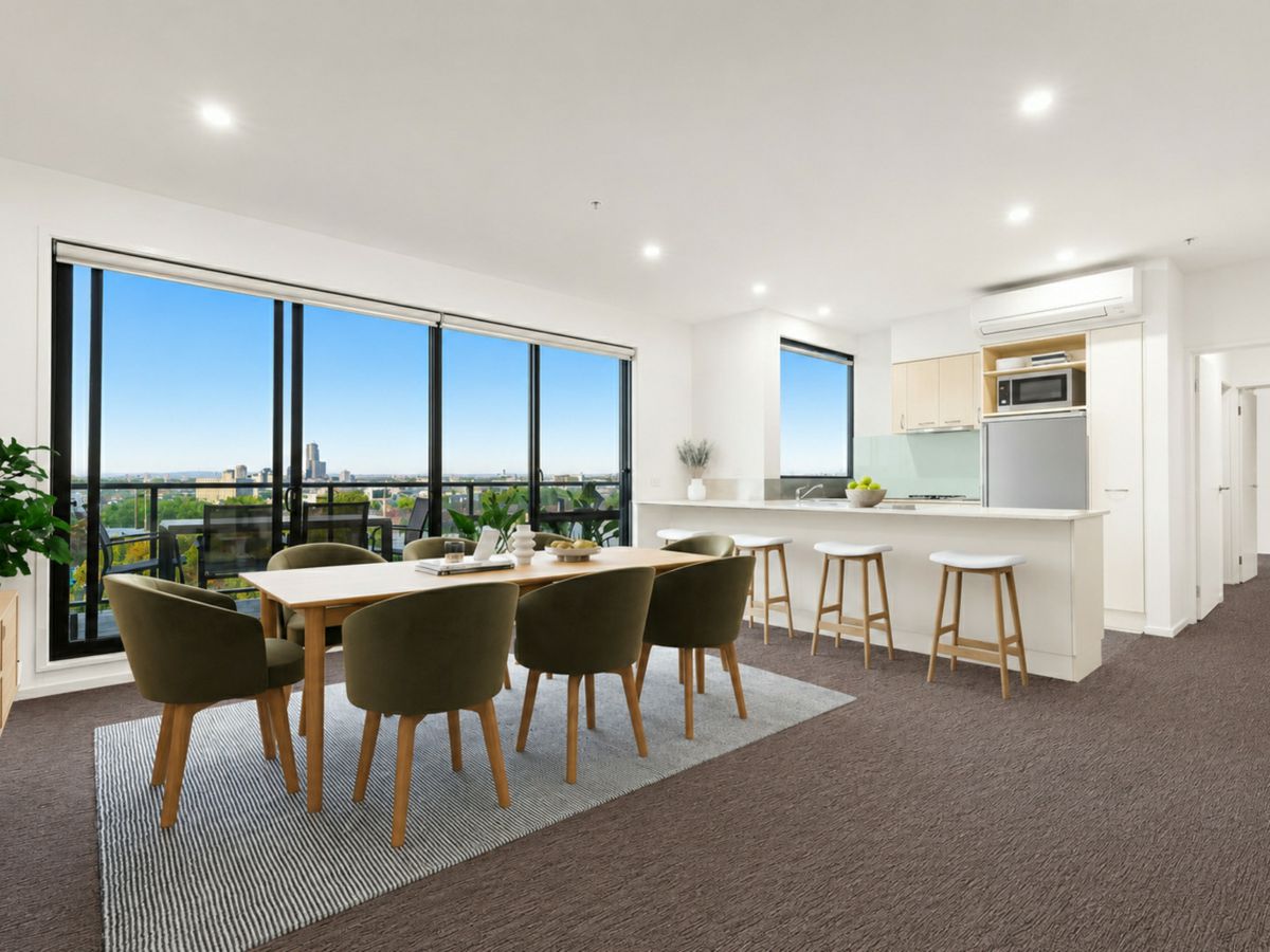 604/5 Alma Road, St Kilda - image 2