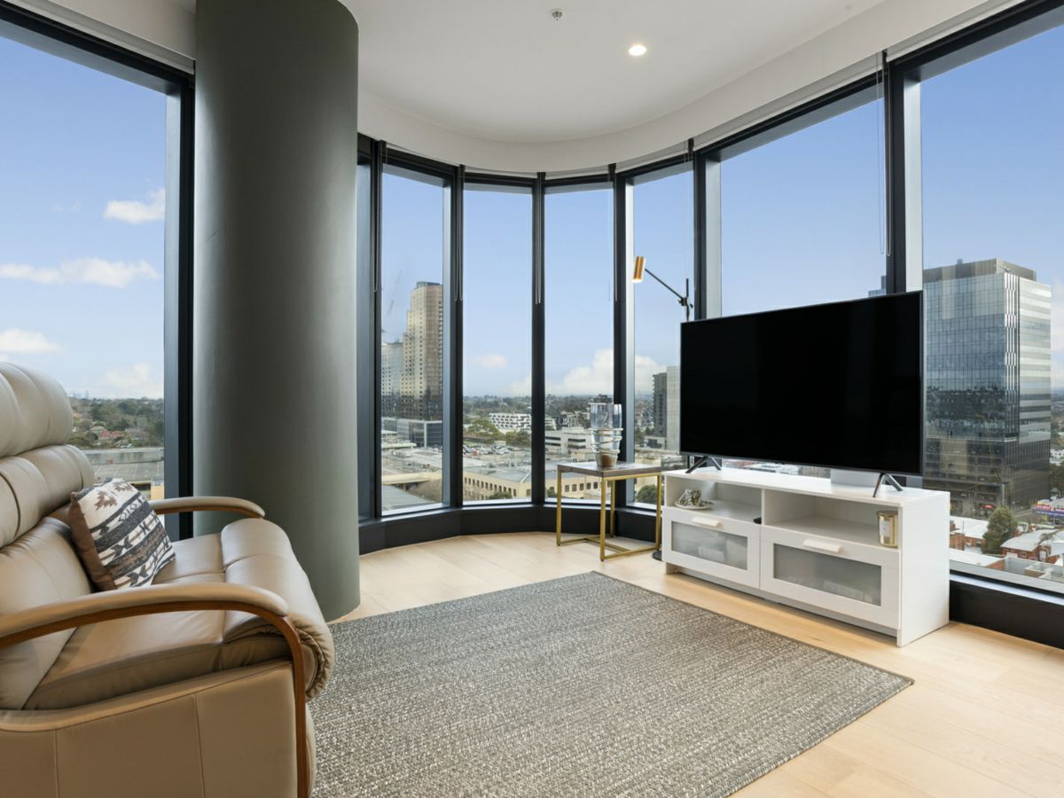 807/545 Station Street, Box Hill - image 1