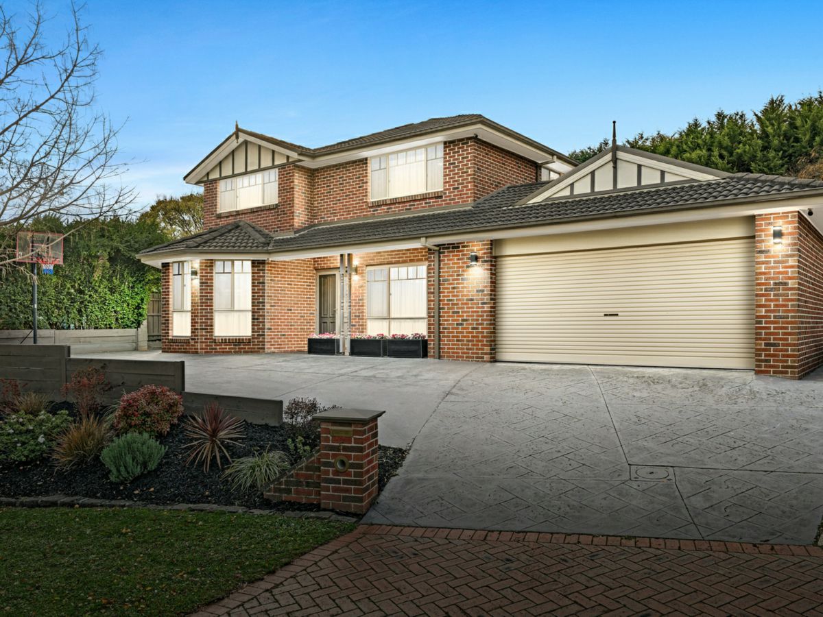 5 Krystal Glenn Gardens, Boronia - image 1