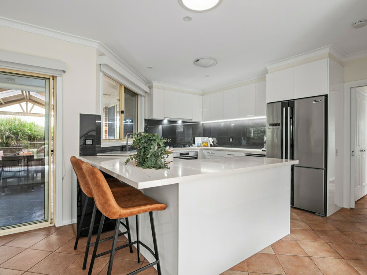 5 Krystal Glenn Gardens, Boronia - image 3