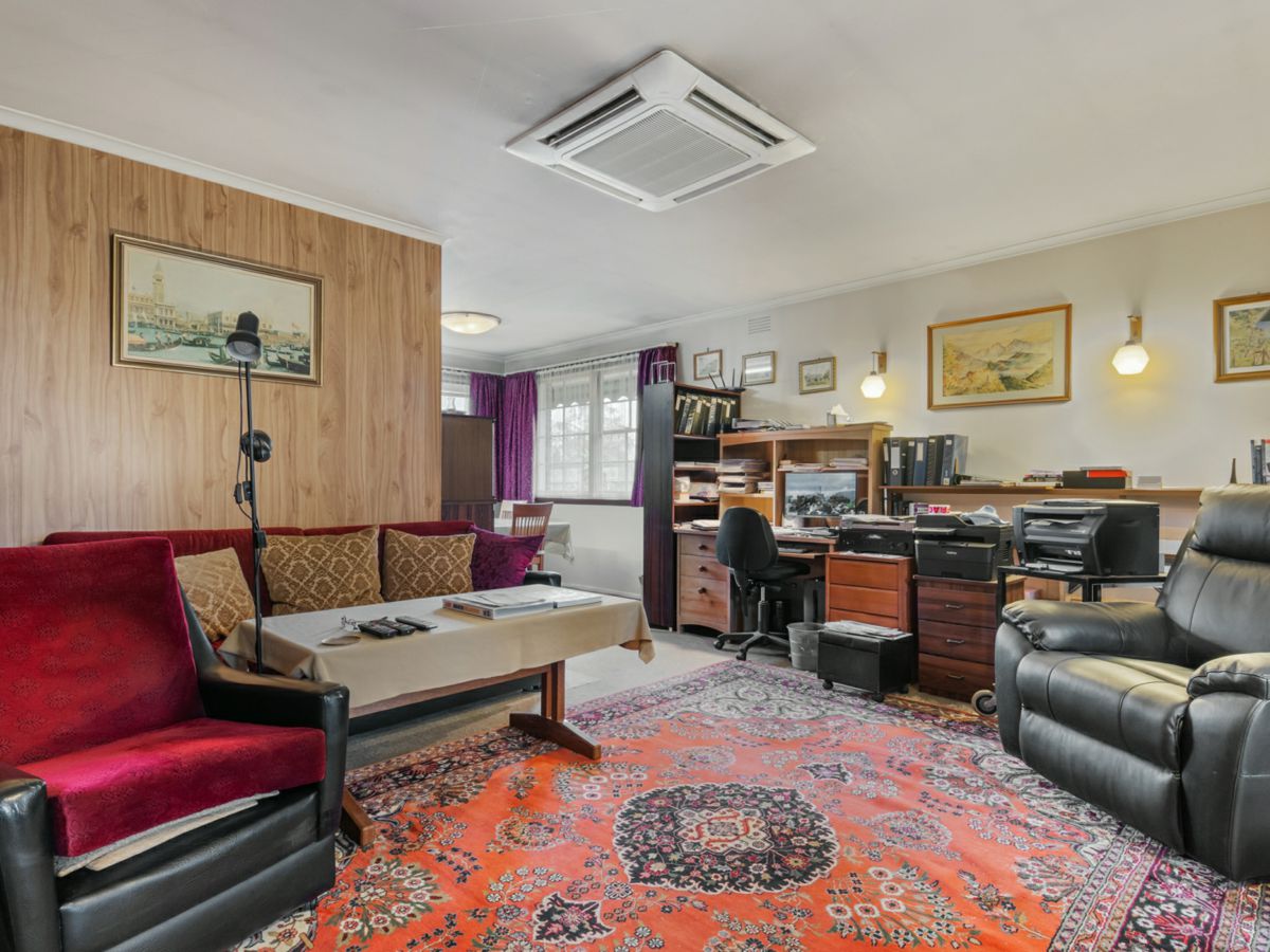 109 Shannon Street, Box Hill North - image 3