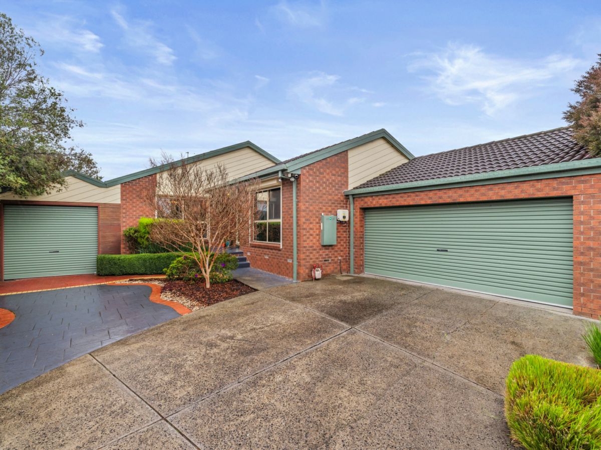 4 Neerim Court, Rowville - image 1