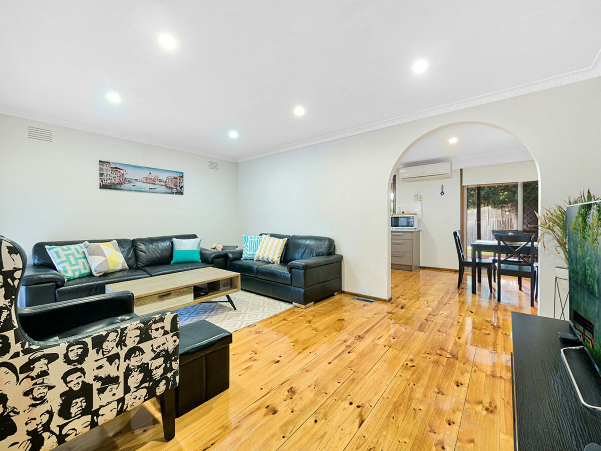 4 Chester Court, Endeavour Hills - image 3
