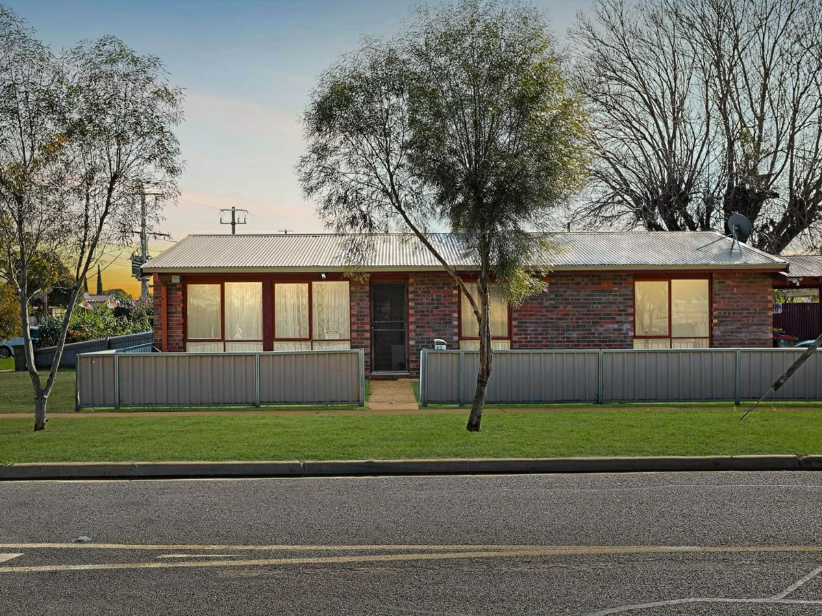 62 Tenth Street, Mildura - image 1