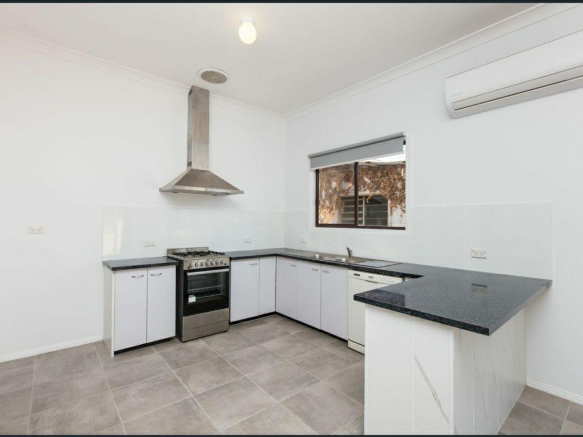 6 Pearl Avenue, Mildura - image 1