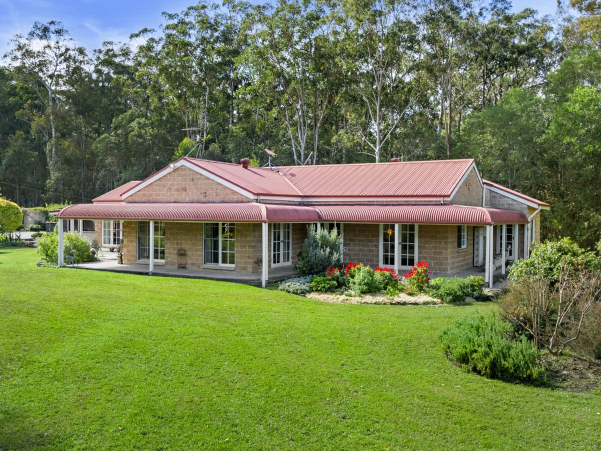 4 Paddymelon Road, Woombah - image 1