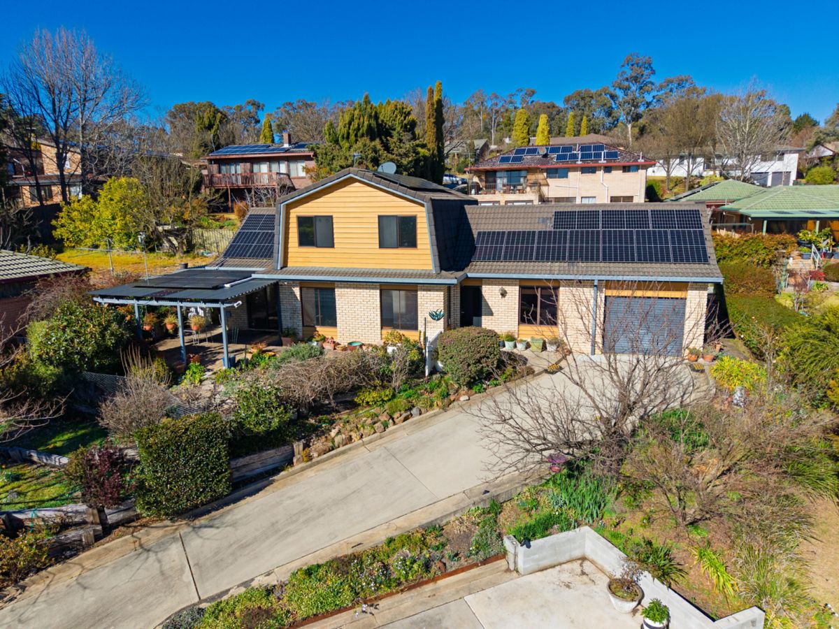 10 A V Green Street, Armidale - image 2