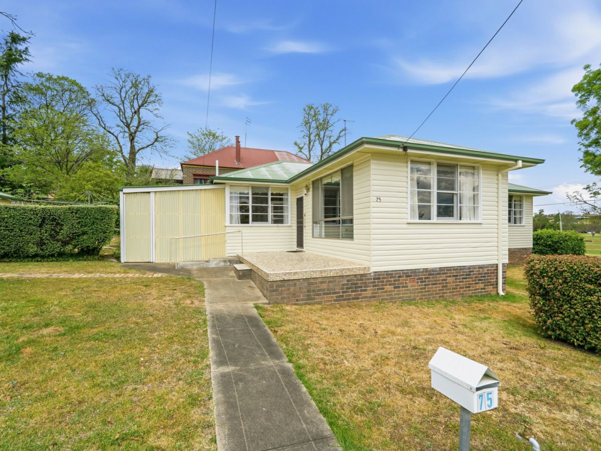 75 Dangar Street, Armidale - image 2