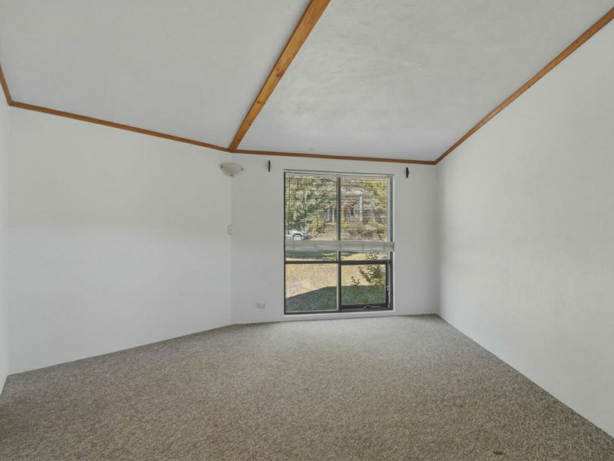 2/13 Turner Street, Armidale - image 2