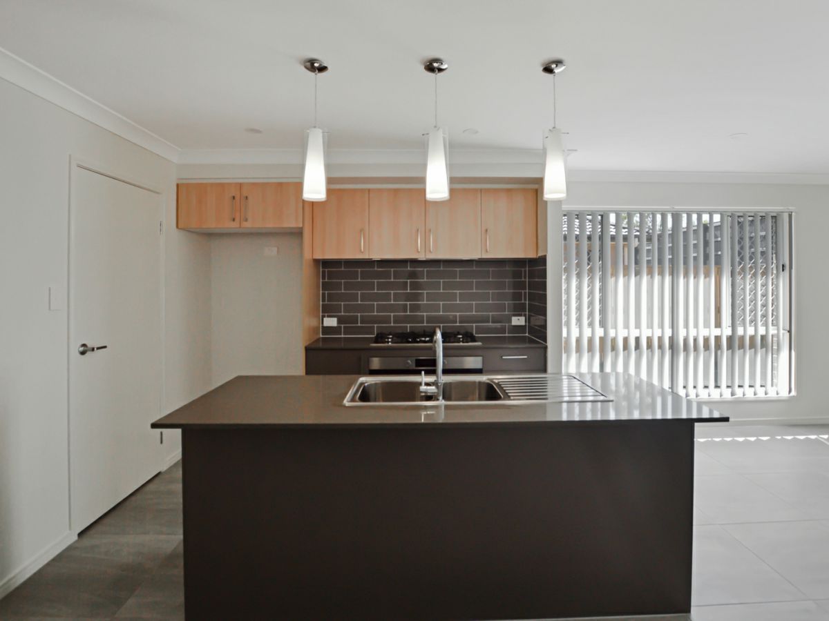 32 Jackson Place, Greenbank - image 2