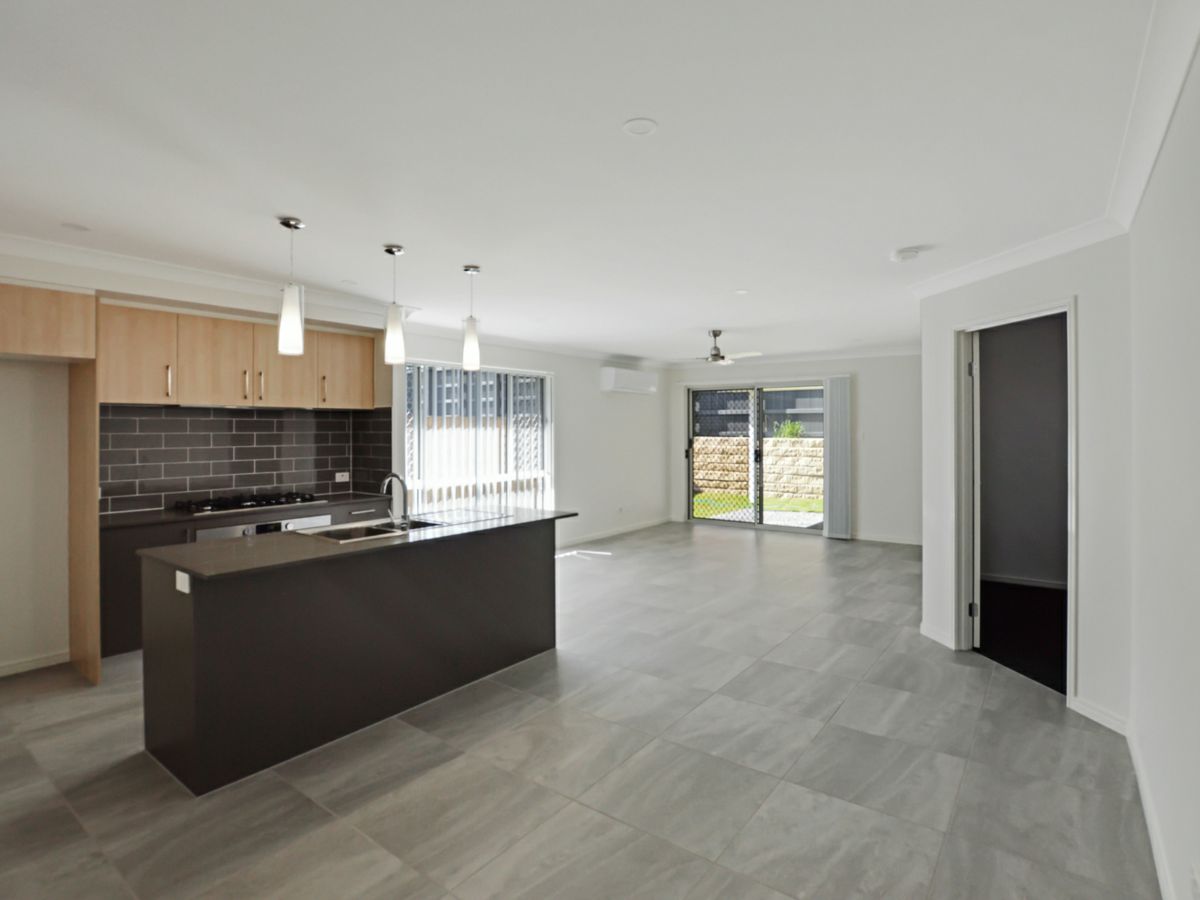 32 Jackson Place, Greenbank - image 3