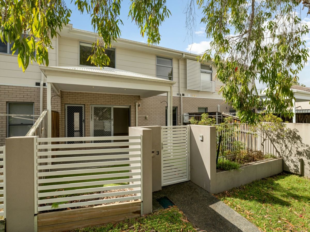 3/4 Tea Trees Avenue, Springfield Lakes - image 1
