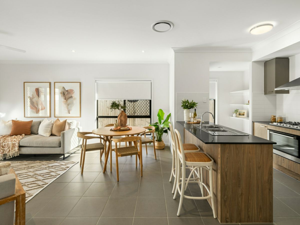 18 Palmview Street, Ripley - image 1