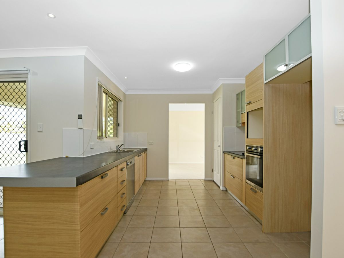 55 Parkside Drive, Springfield - image 3
