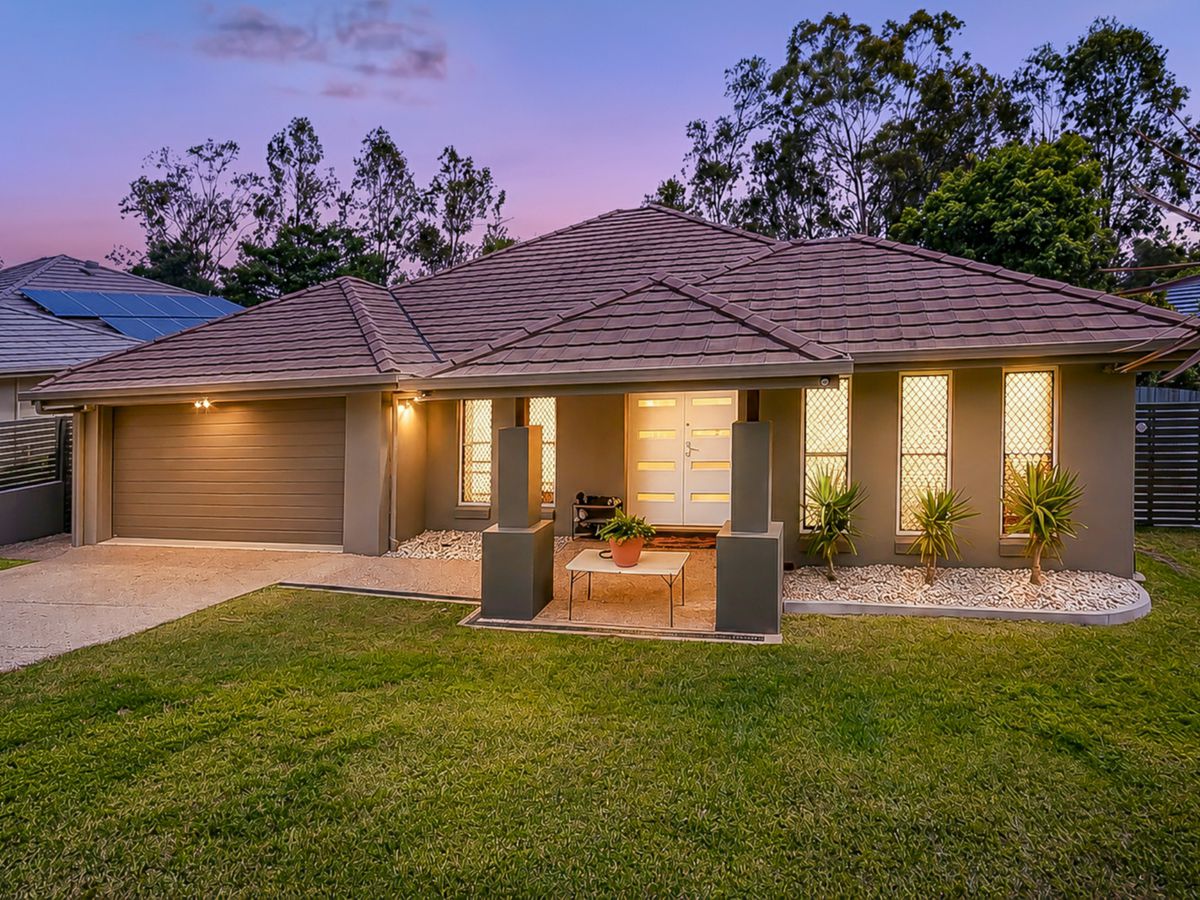 1 Waterhousia Crescent, Brookwater - image 1