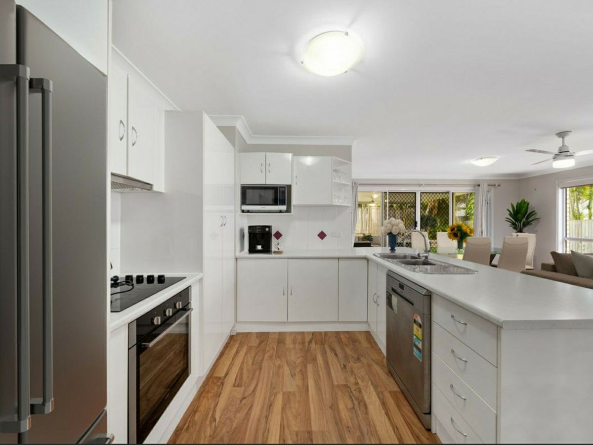 3 De Marce Court, Springfield Lakes - image 3
