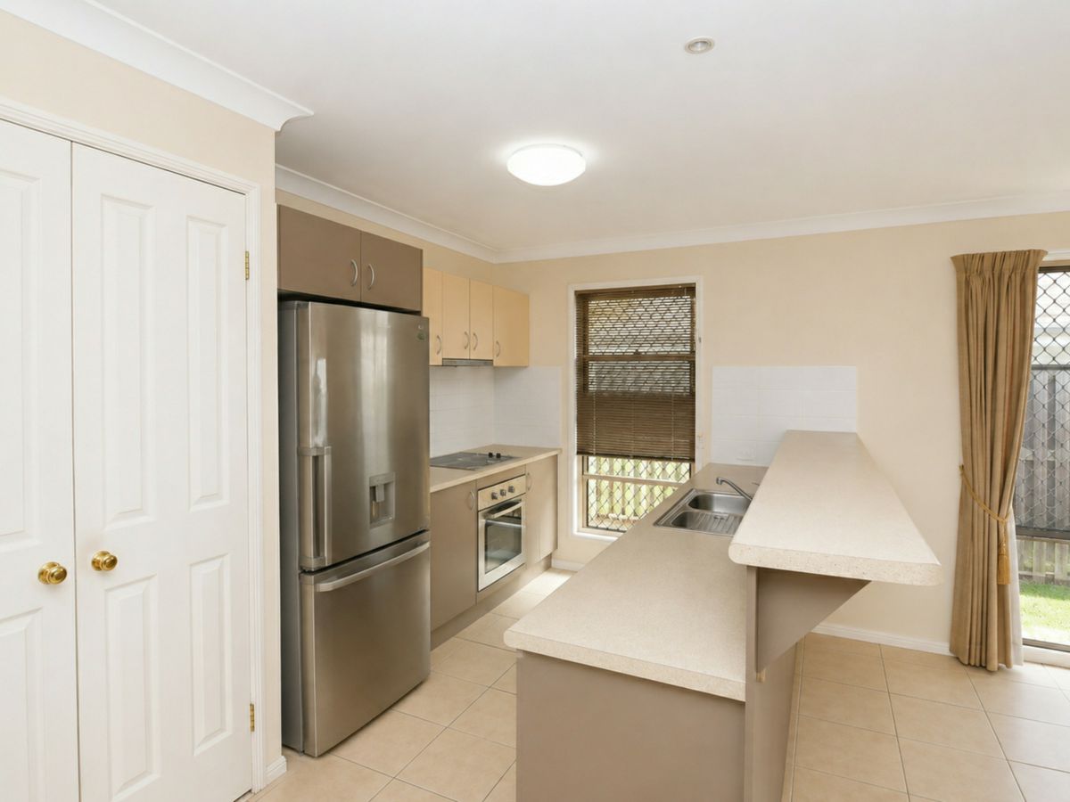21 Tait Avenue, Redbank Plains - image 2