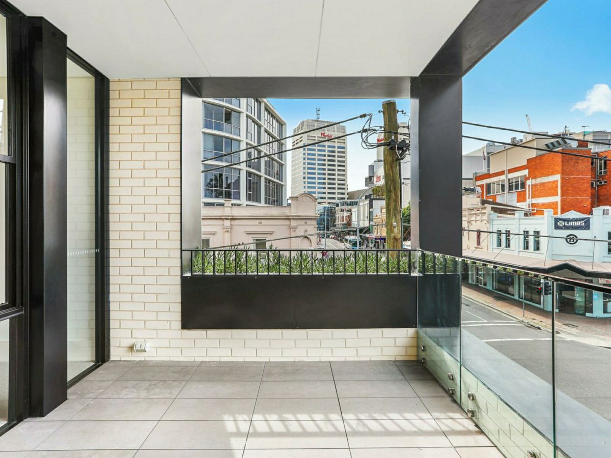 205/89 Ebley Street, Bondi Junction - image 2