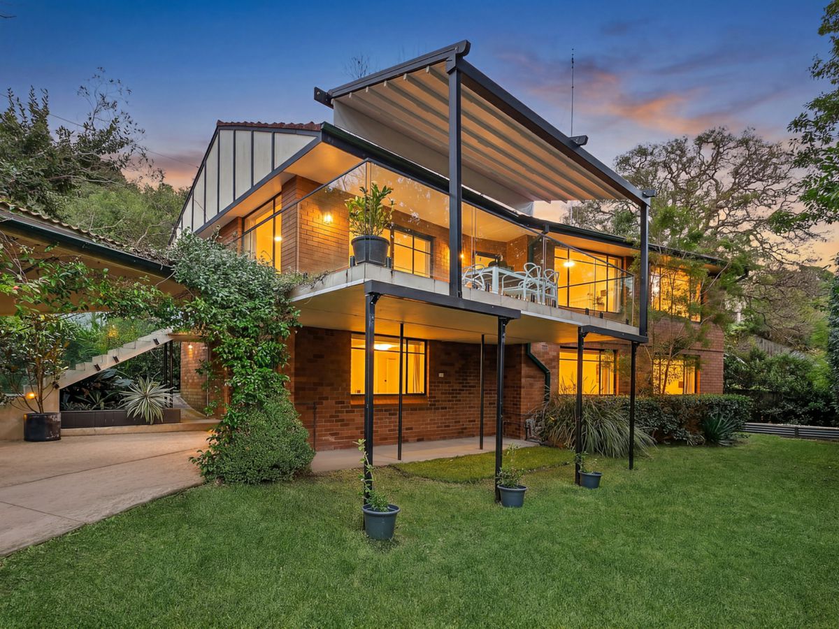 290C Eastern Valley Way, Middle Cove - image 2