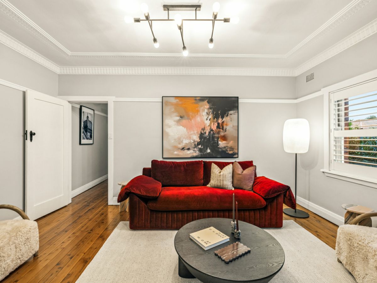 65 Kitchener Avenue, Earlwood - image 2