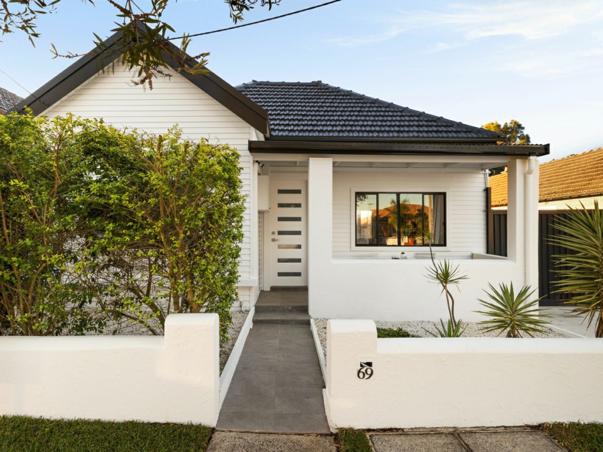 69 Bayview Avenue, Earlwood - image 1