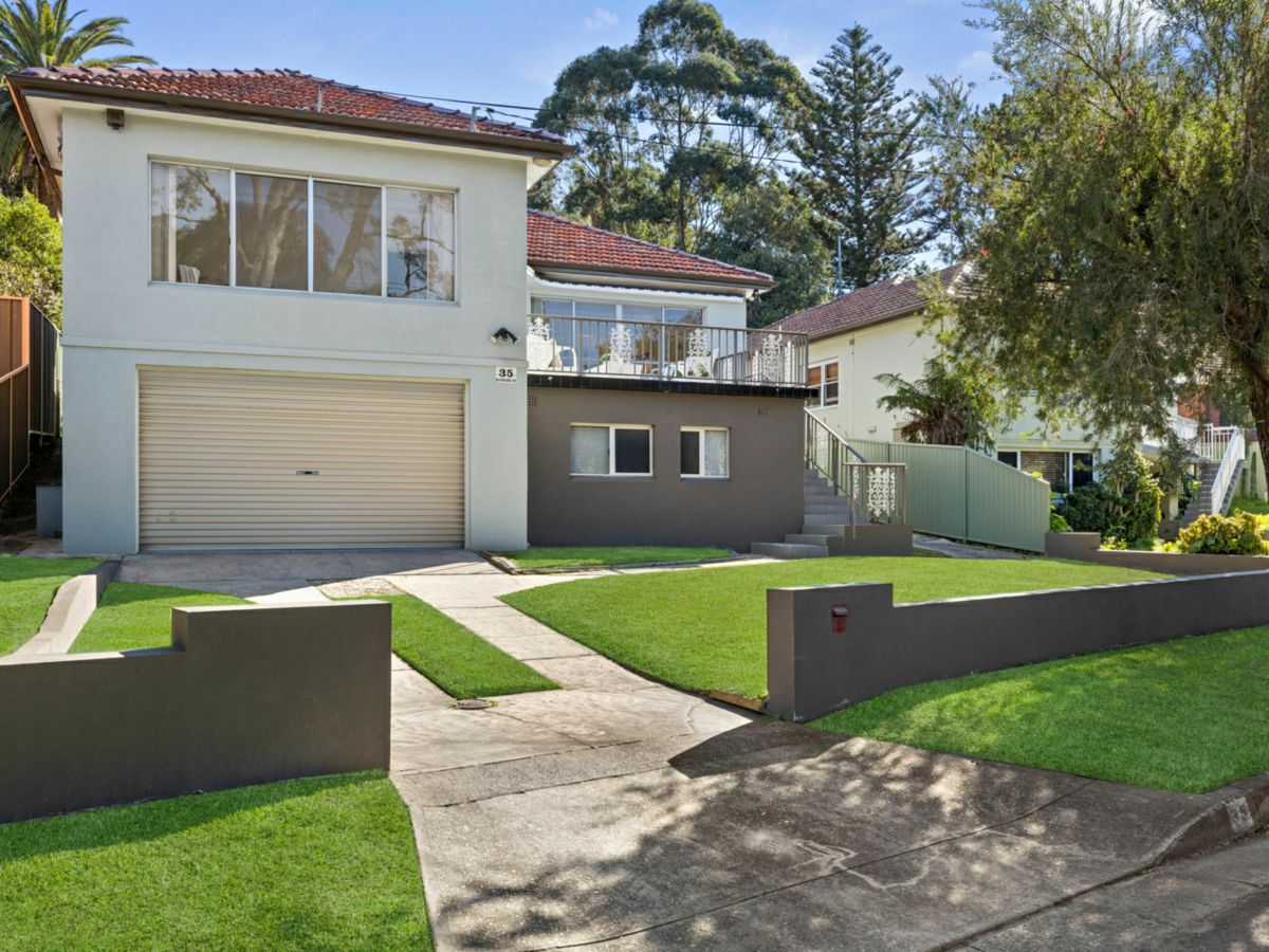 35 Richard Avenue, Earlwood - image 1