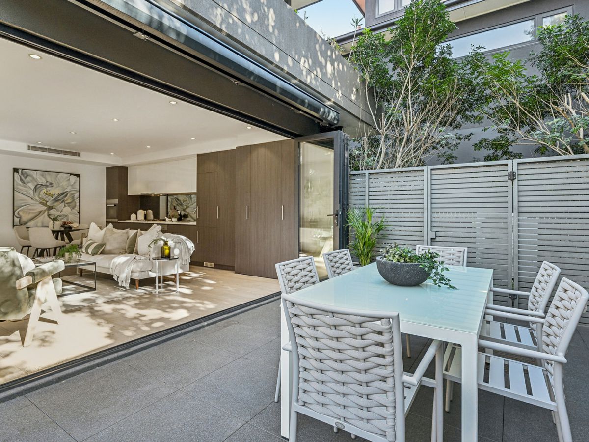 24/67 Smith Street, Summer Hill - image 1