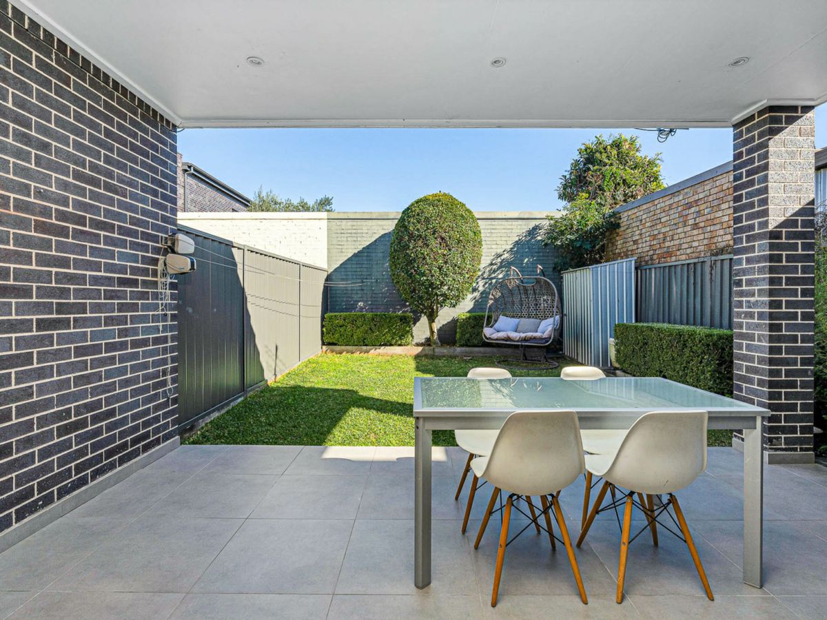 71 Thompson Street, Earlwood - image 2