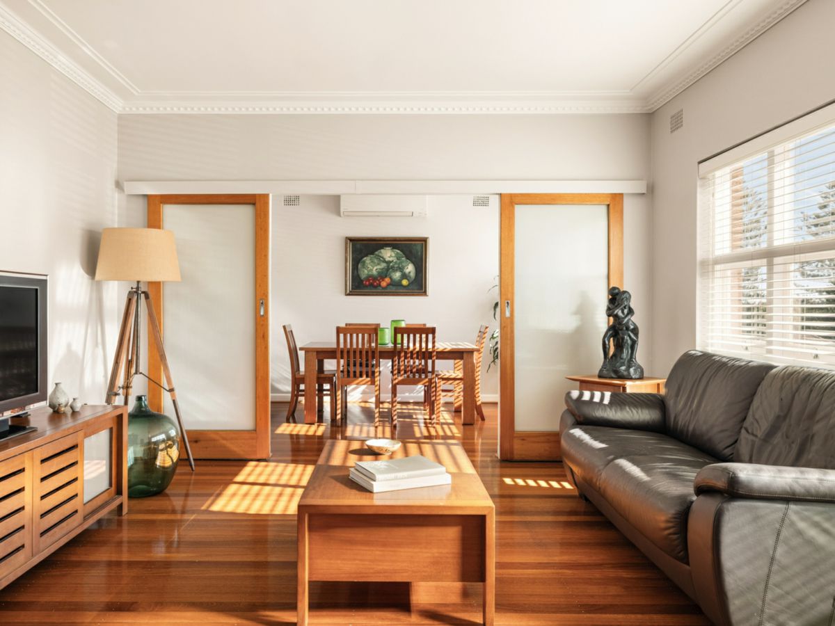 16 Macleay Place, Earlwood - image 3