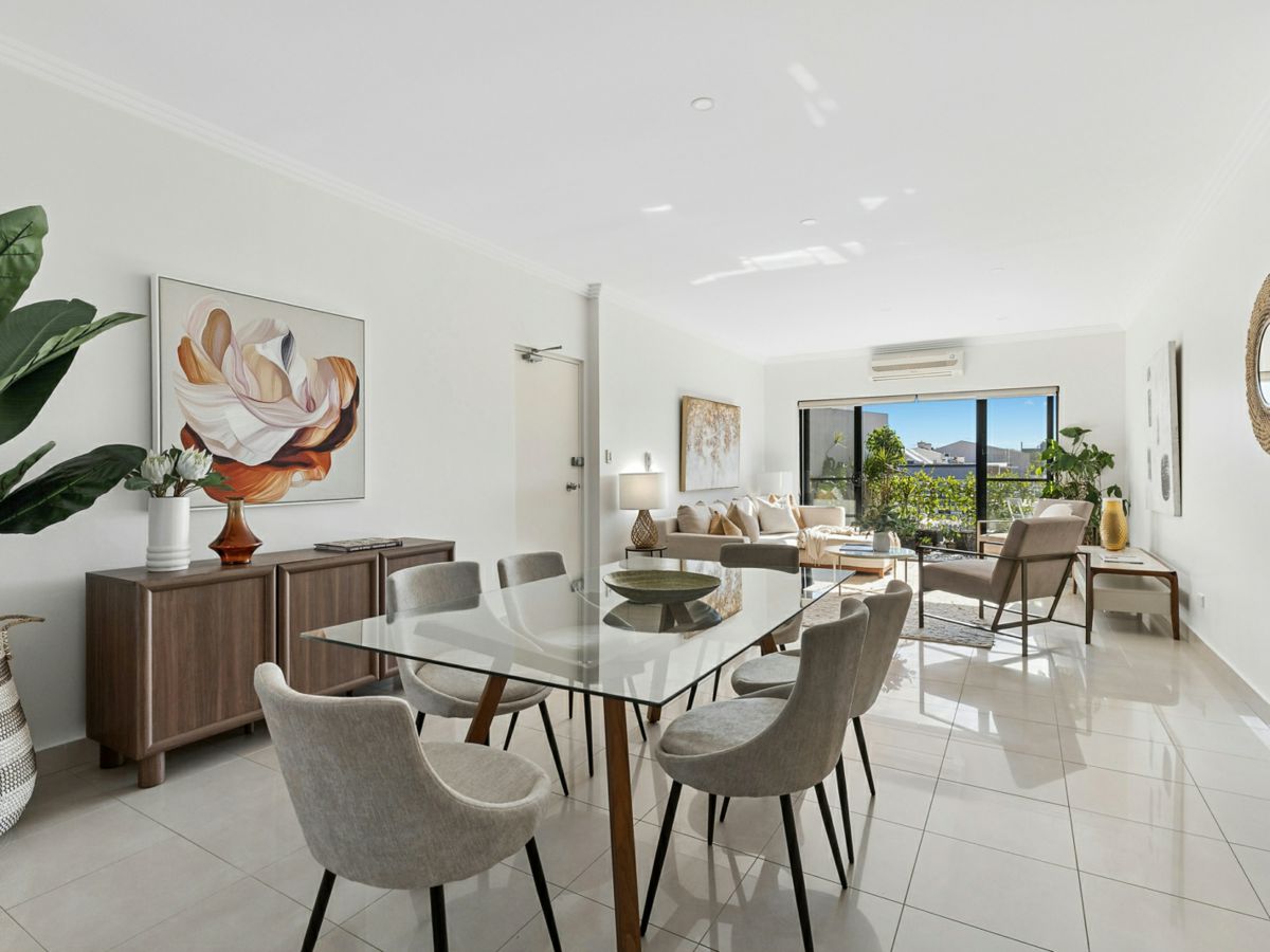 13/11 Renwick Street, Leichhardt - image 2