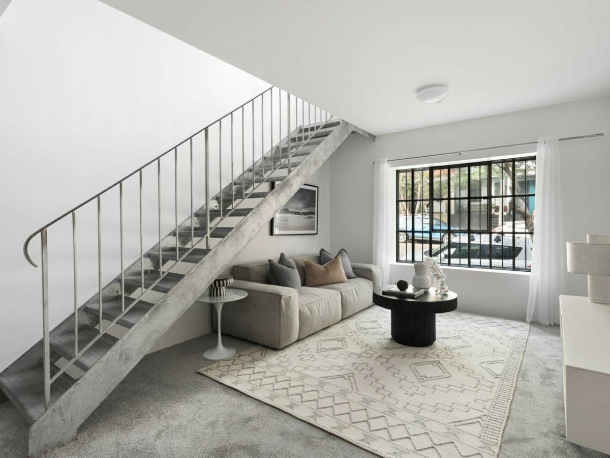 1/43 Mallett Street, Camperdown - image 2