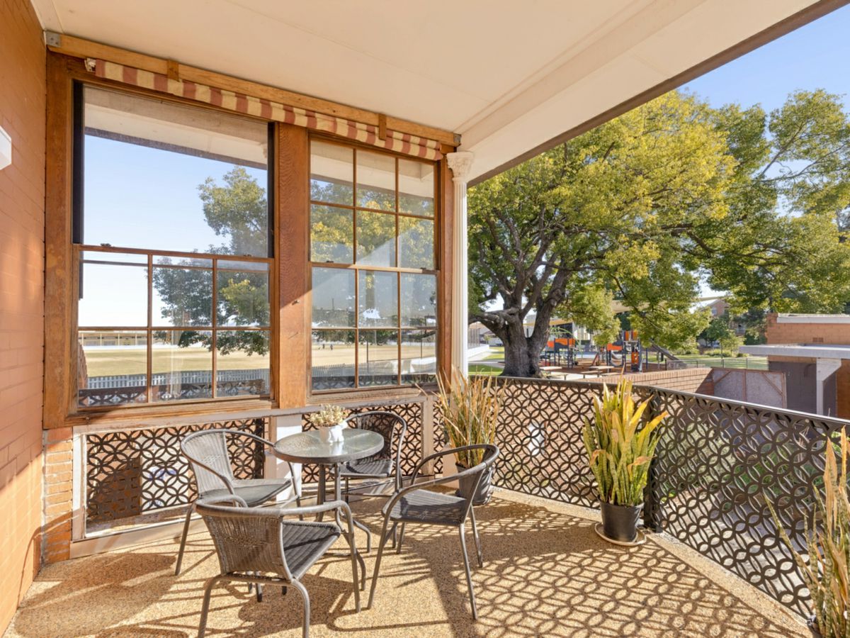15 Dawson Avenue, Earlwood - image 2