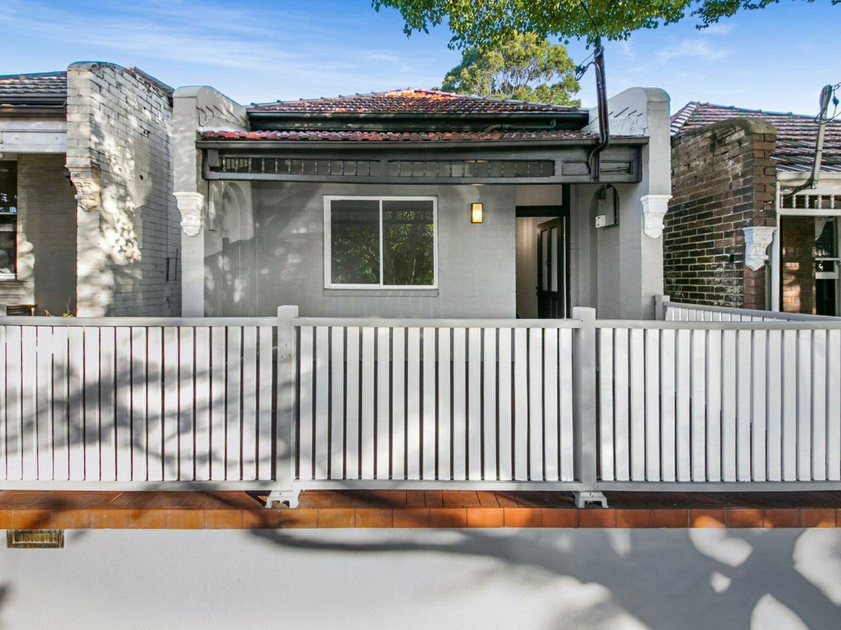 6 Albert Street, Leichhardt - image 1
