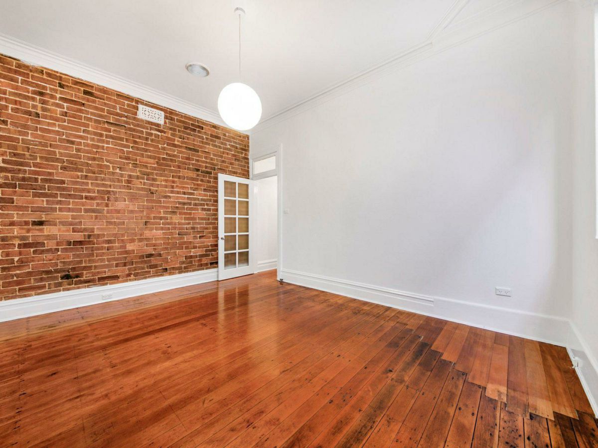 6 Albert Street, Leichhardt - image 2