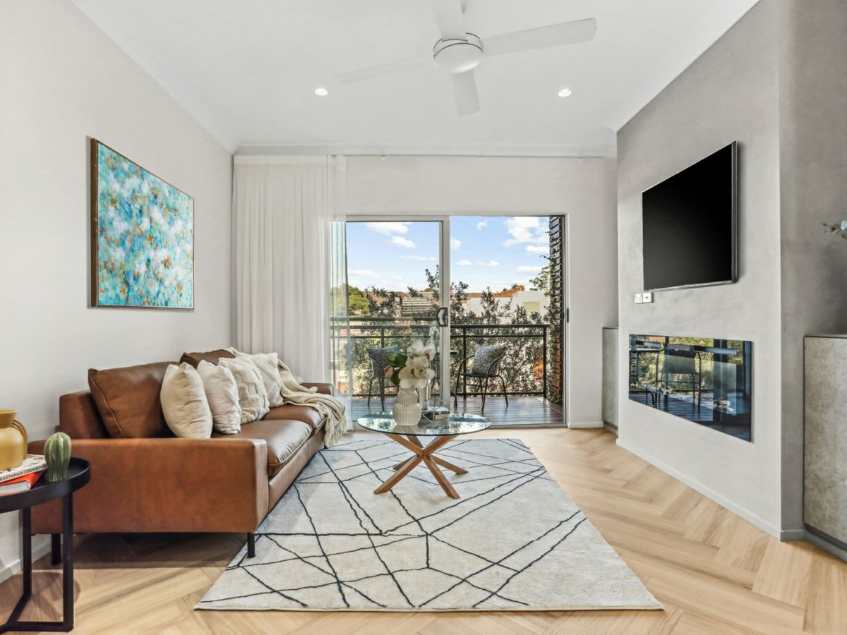 3/118 Canterbury Road, Hurlstone Park - image 1