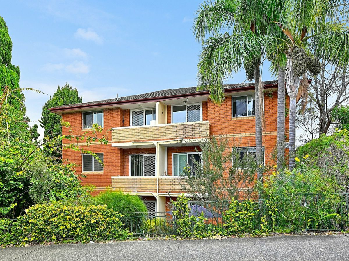 9/40 Hill Street, Marrickville - image 1