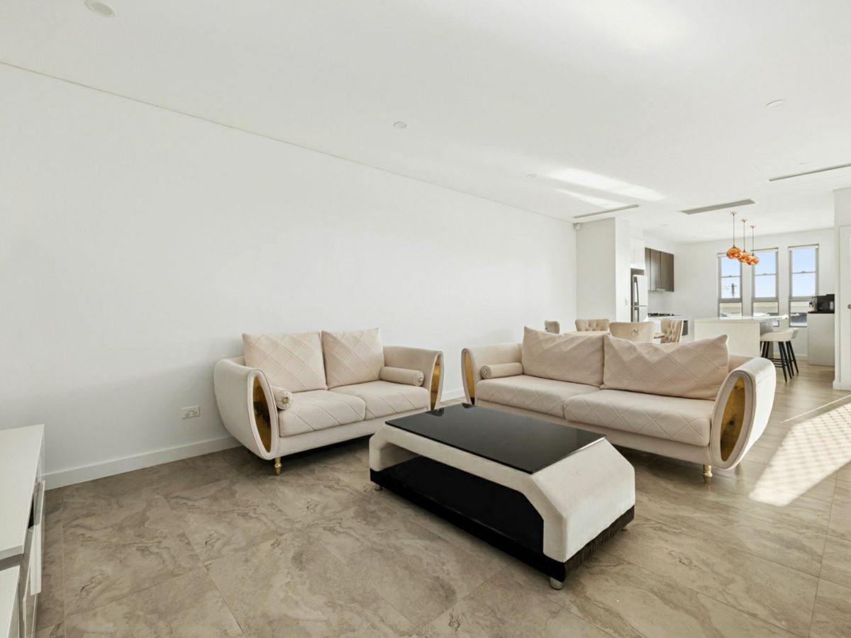 35 Bedford Street, Earlwood - image 2
