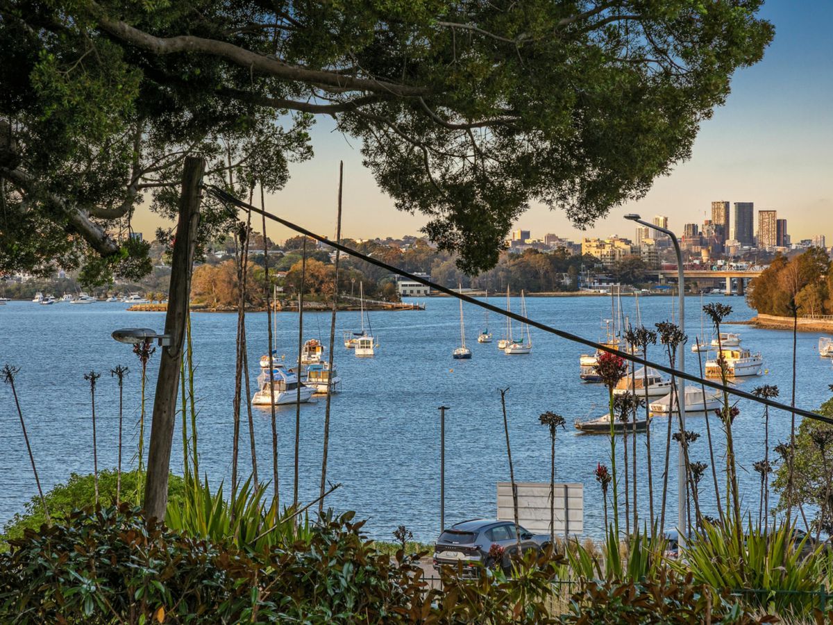 13 Dobroyd Lane, Haberfield - image 2