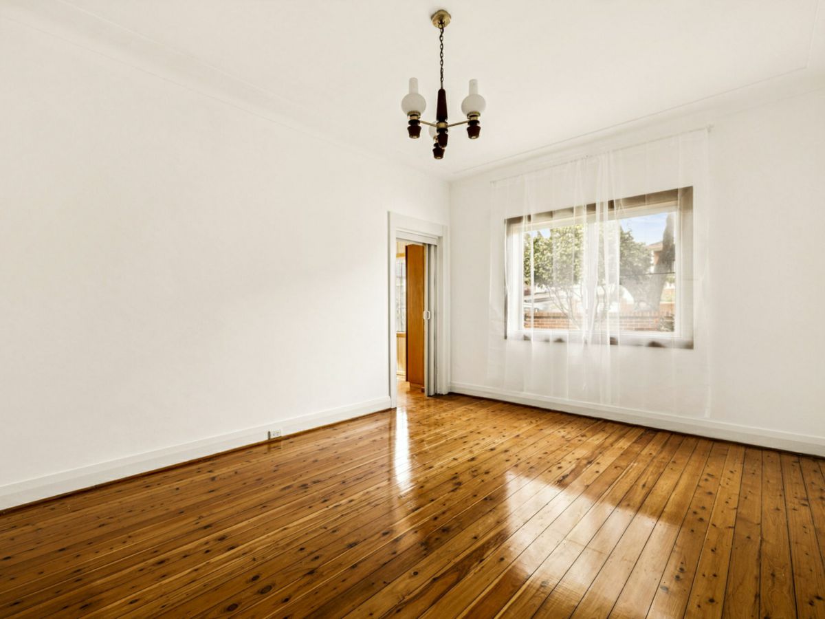 99 Permanent Avenue, Earlwood - image 2