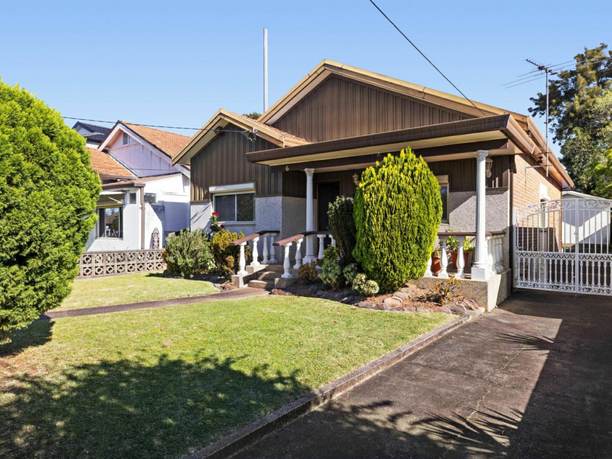 6 Coney Road, Earlwood - image 2