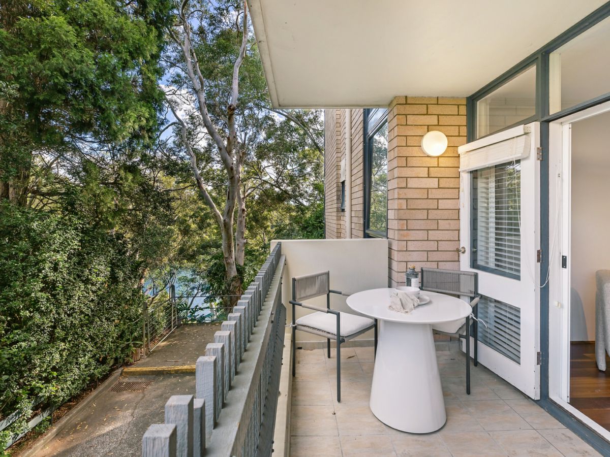 4/299 Burns Bay Road, Lane Cove - image 2