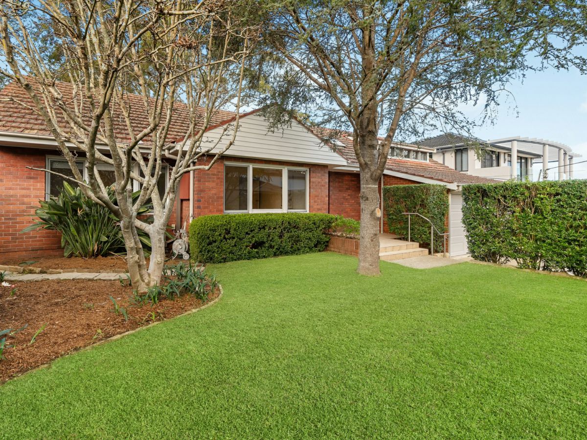 2 Myee Crescent, Lane Cove - image 1