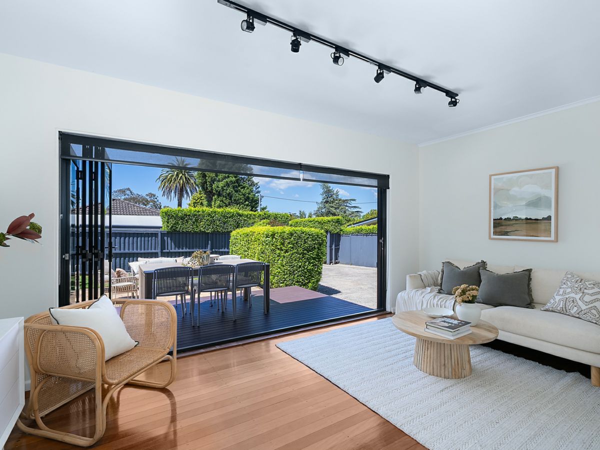 232 Burns Bay Road, Lane Cove - image 3