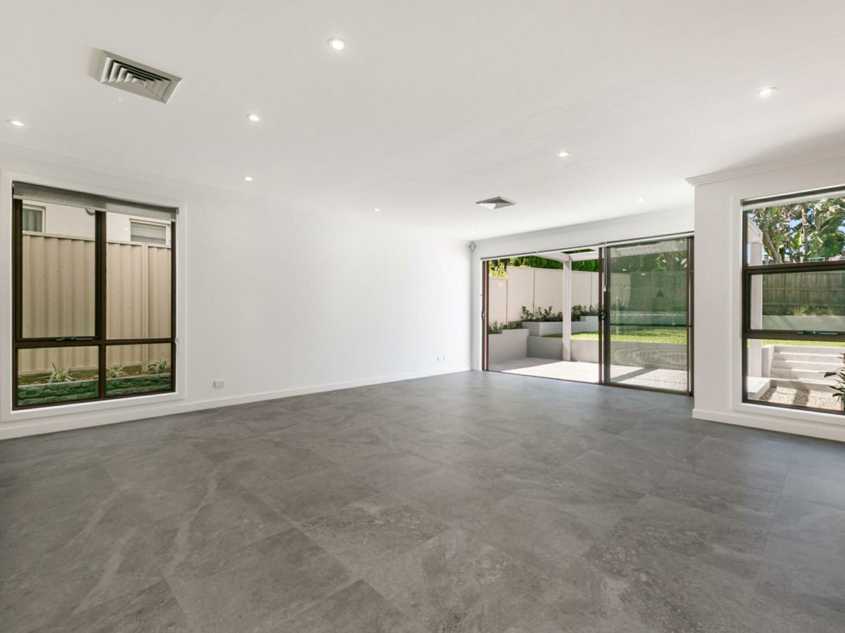 19A Murrills Crescent, Baulkham Hills - image 2
