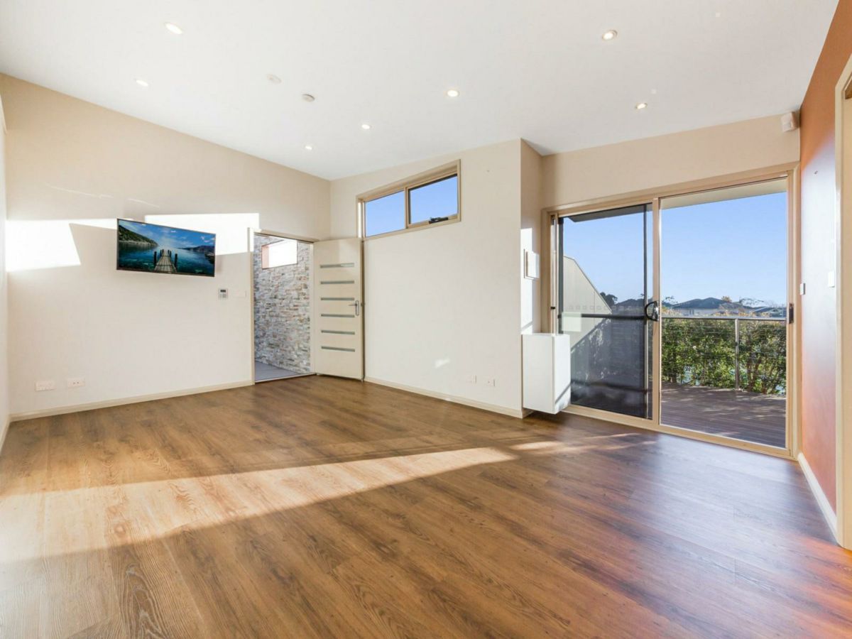 6A Hannah Avenue, Kellyville - image 1