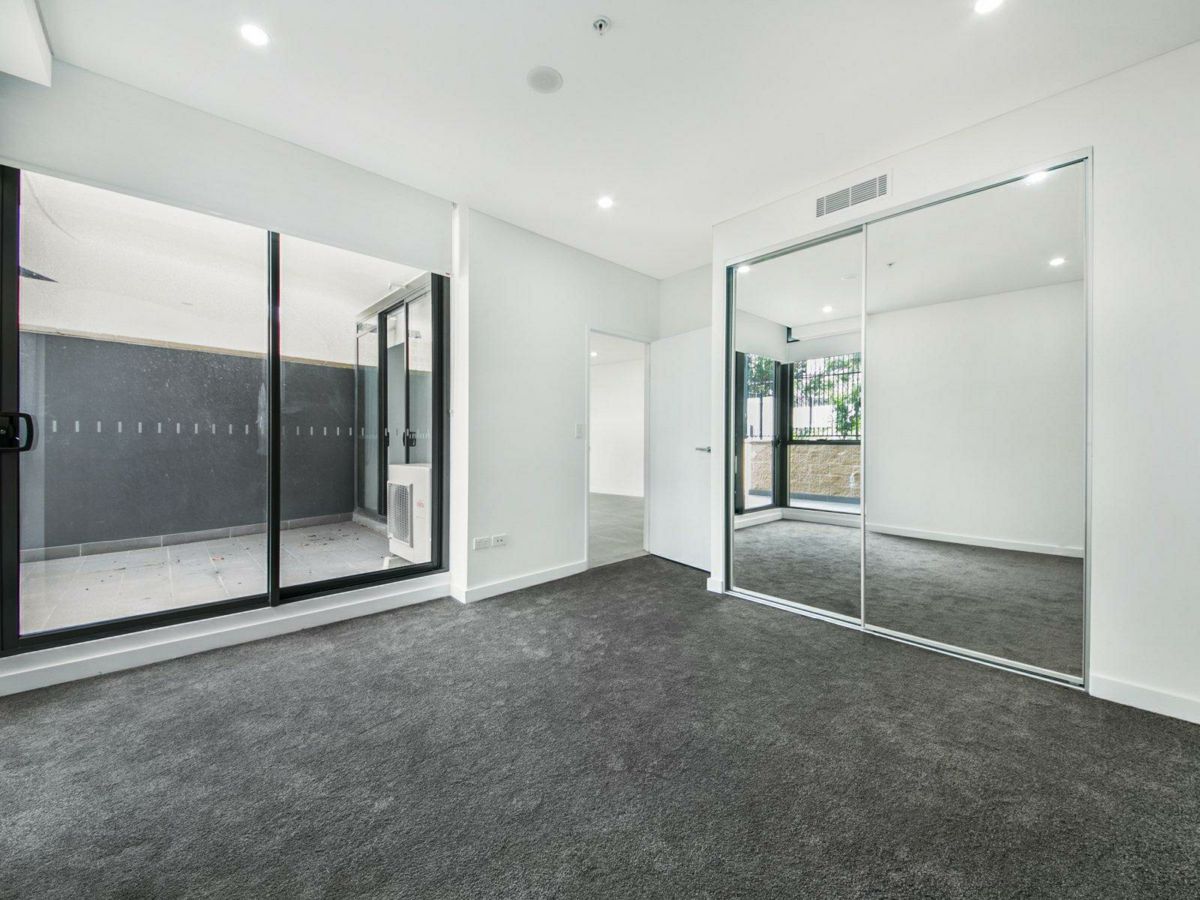 116/9 Gay Street, Castle Hill - image 2