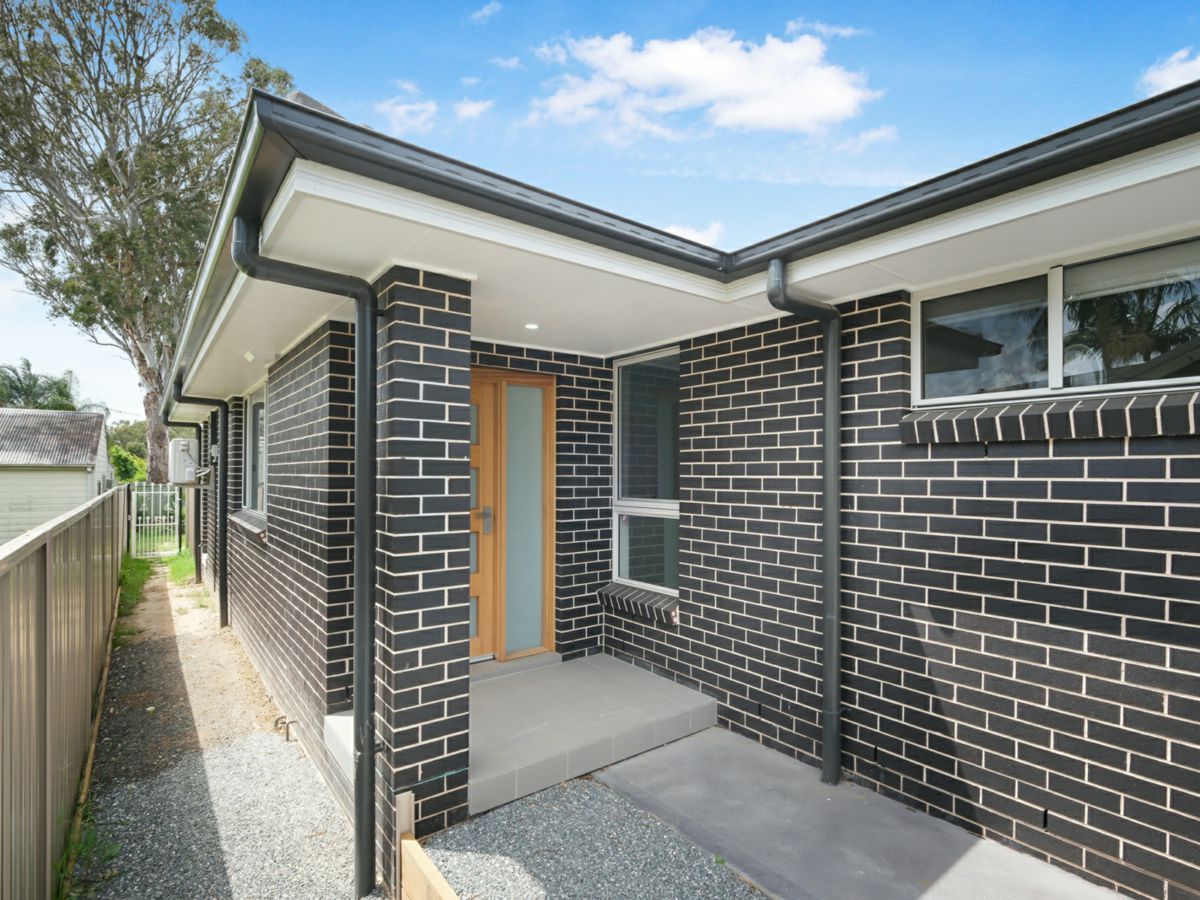 24A Barangaroo Road, Toongabbie - image 1