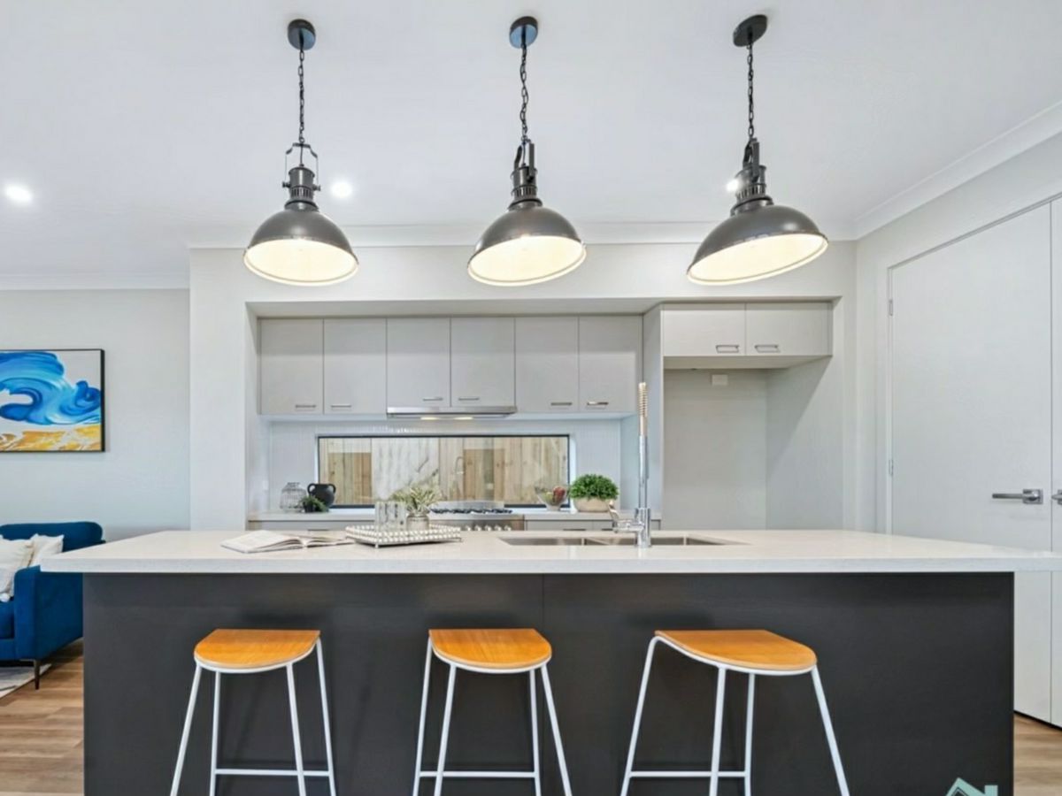7 George Street, Box Hill - image 1