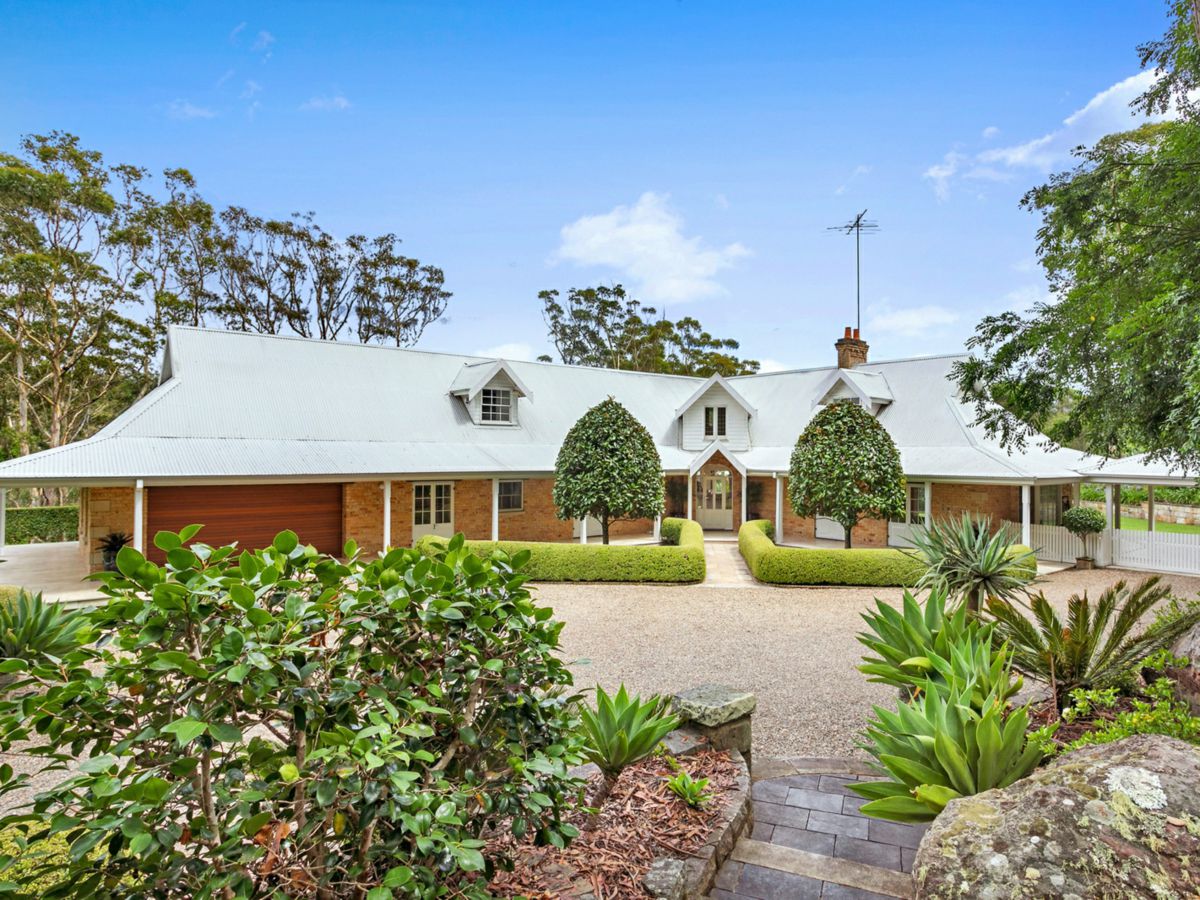 14 Lancewood Road, Dural - image 1